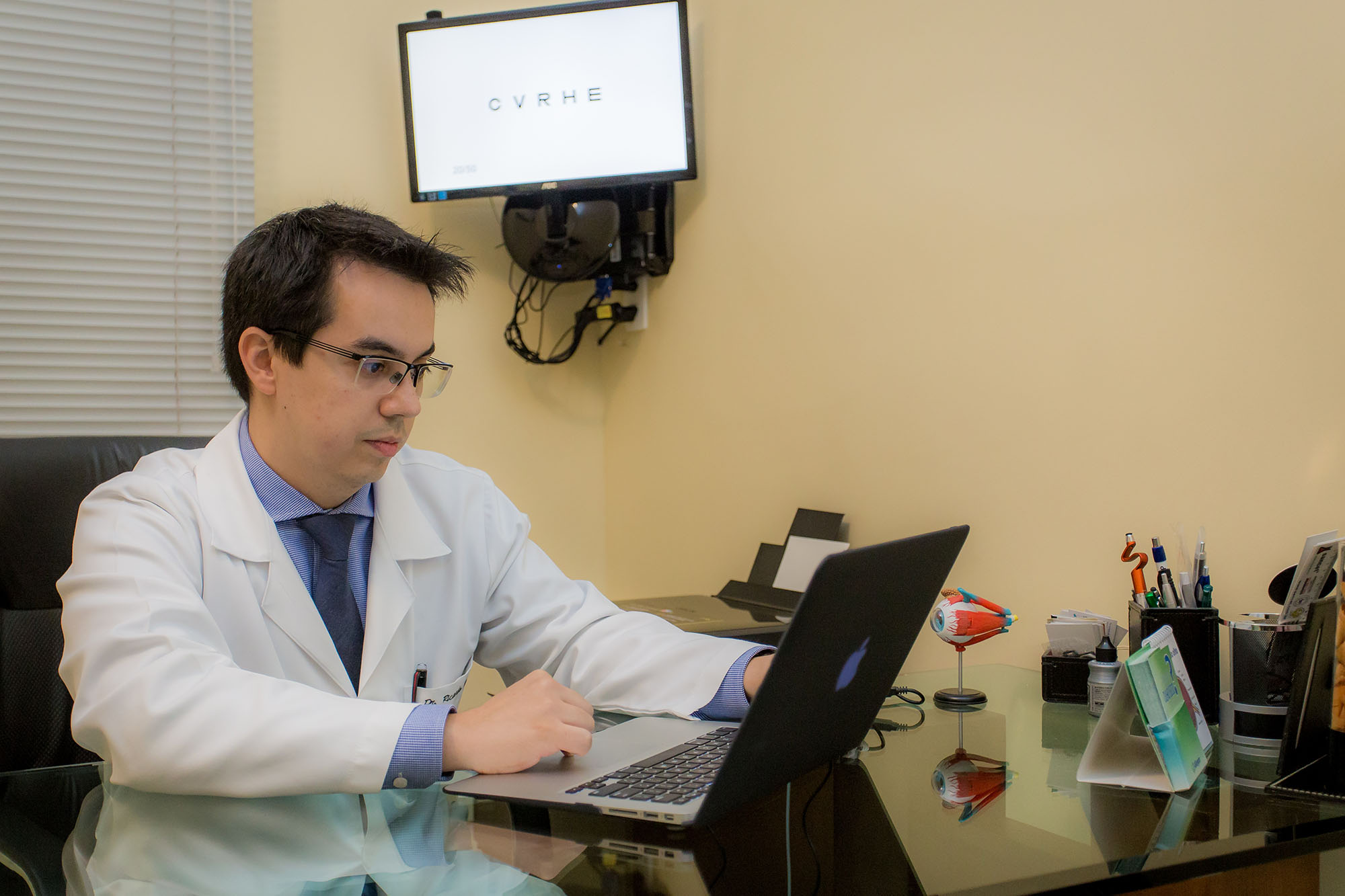 Saúde ocular das crianças pode ser conferida durante as férias